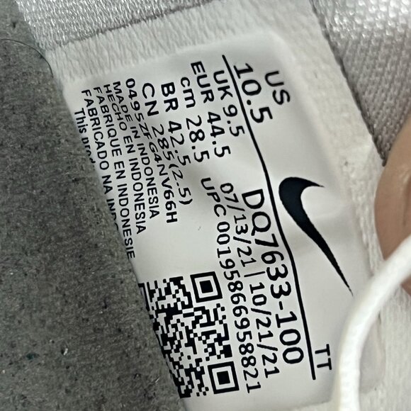 Nike Air VaporMax 2021 Flyknit Mens Size 10.5 White Black Running Shoes Sneakers main image 4